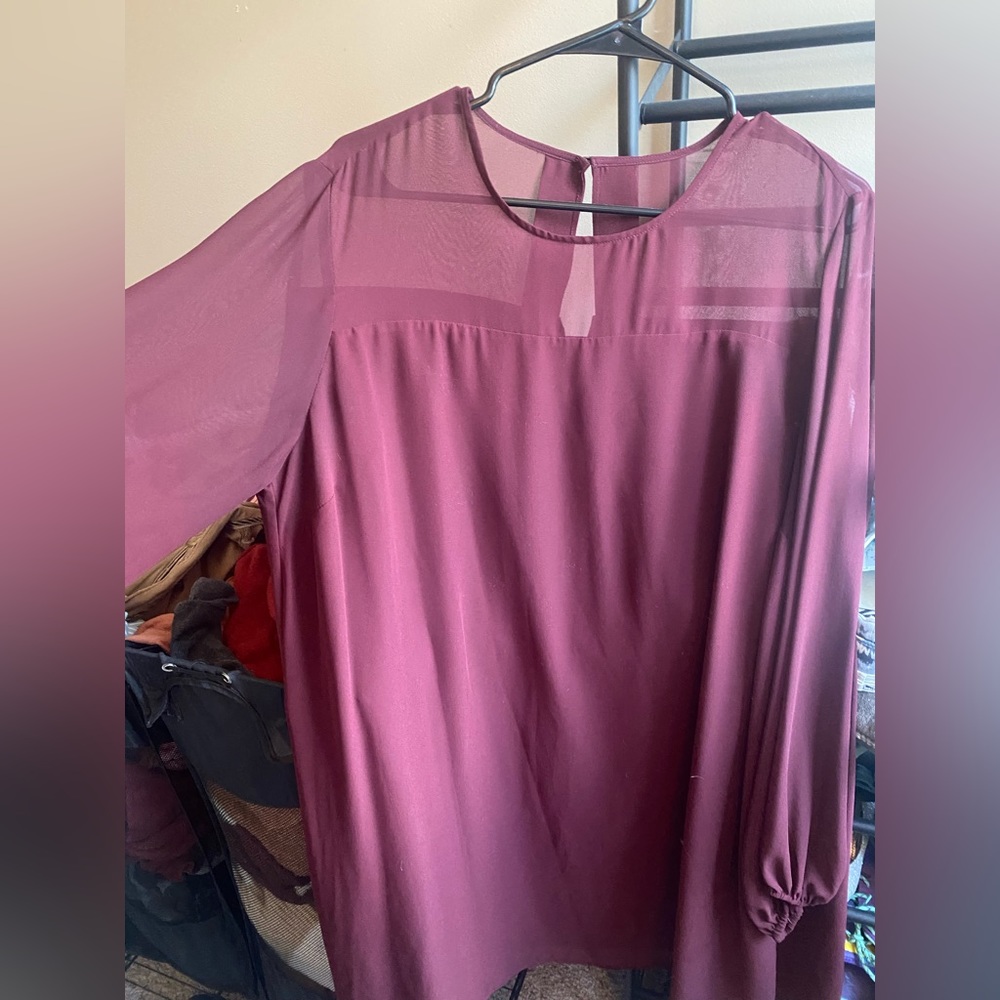 Eva Mendes Maroon Shift Dress